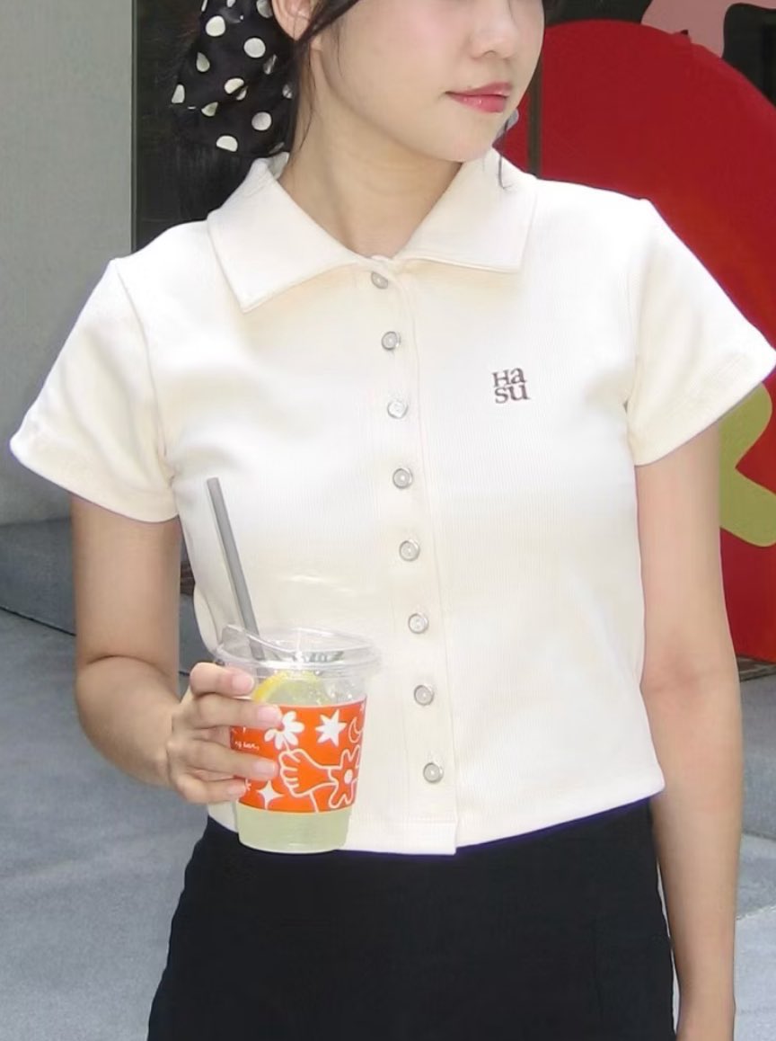 _BDBOYY's tweet image. ส่งต่อ เสื้อเชิ้ตคอปกเบบี้ที ของ happy summer.bkk 💘
 
♡ ราคา 130 รวมส่ง from 250 
♡ สีครีมมีตำหนิสองจุดขอดูรูปเพิ่มเติมได้ค่า🎀

#ส่งต่อเสื้อผ้า #เสื้อผ้ามือสอง #โล๊ะตู้เสื้อผ้า #ส่งต่อเสื้อผ้าสาวอวบ