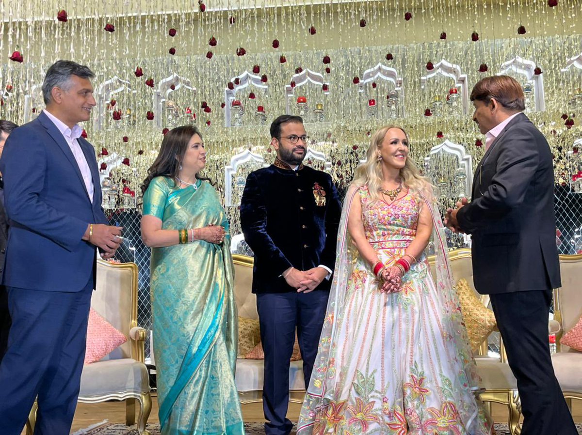 TyrantOppressor's tweet image. Her daughter in law is literally a Goras (white).