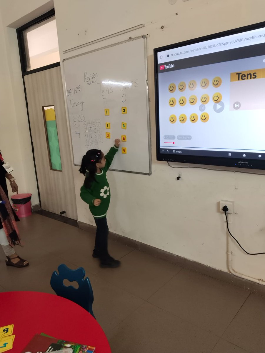 ODM_Intl_GRG's tweet image. 🔢 Understanding Place Value the Fun Way! 🎉

Numbers are always fun when learning happens through play and hands-on activities!

#PlaceValue #LearningIsFun #HandsOnActivity #ODMSchool #LittleLearners #PlayAndLearn