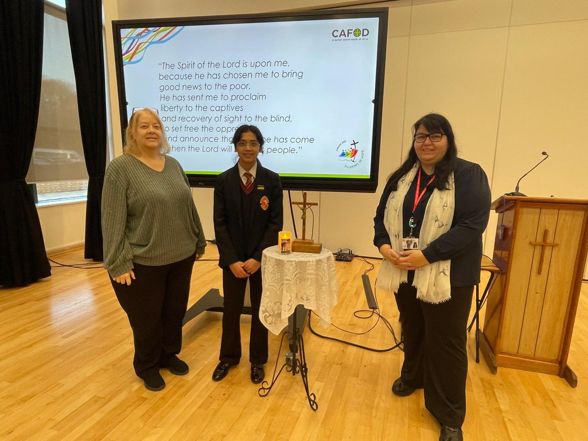 St_JohnFisher's tweet image. In a recent assembly, our student ambassadors lead a prayer during our Jubilee Celebration Day, and revisited our Jubilee Pledge. #personalgrowth #CommunityGrowth
@RC_Southwark @CAFODSchools @medway_council