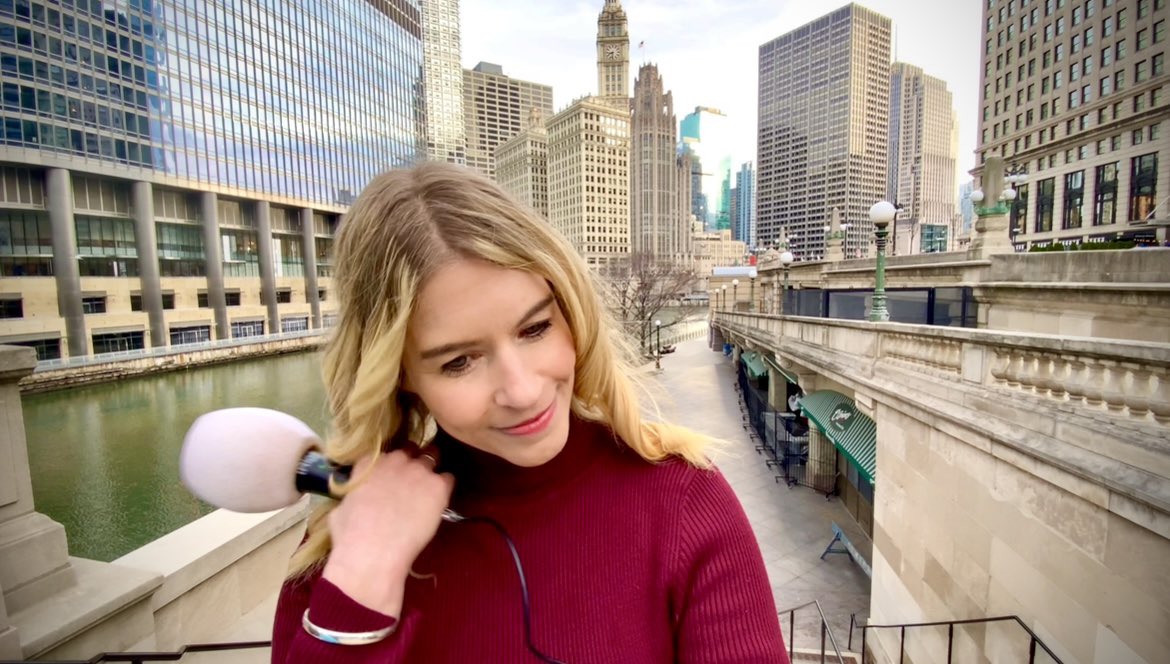 MargrietdeS's tweet photo. @SecretBalanceOC @Extopsporter @Stoppendoorgaan @NFL @ChicagoBears @steelers @TiffinU Hoe het was? Het overtrof werkelijk alles. Van prestigieuze besloten events tot langs de lijn bij de 🏈 wedstrijd Chicago Bears tegen de Pittsburgh Steelers. Binnenkort kan ik er hopelijk meer over delen, maar één ding weet ik zeker: … (3/4) https://t.co/i2Il34FmLJ