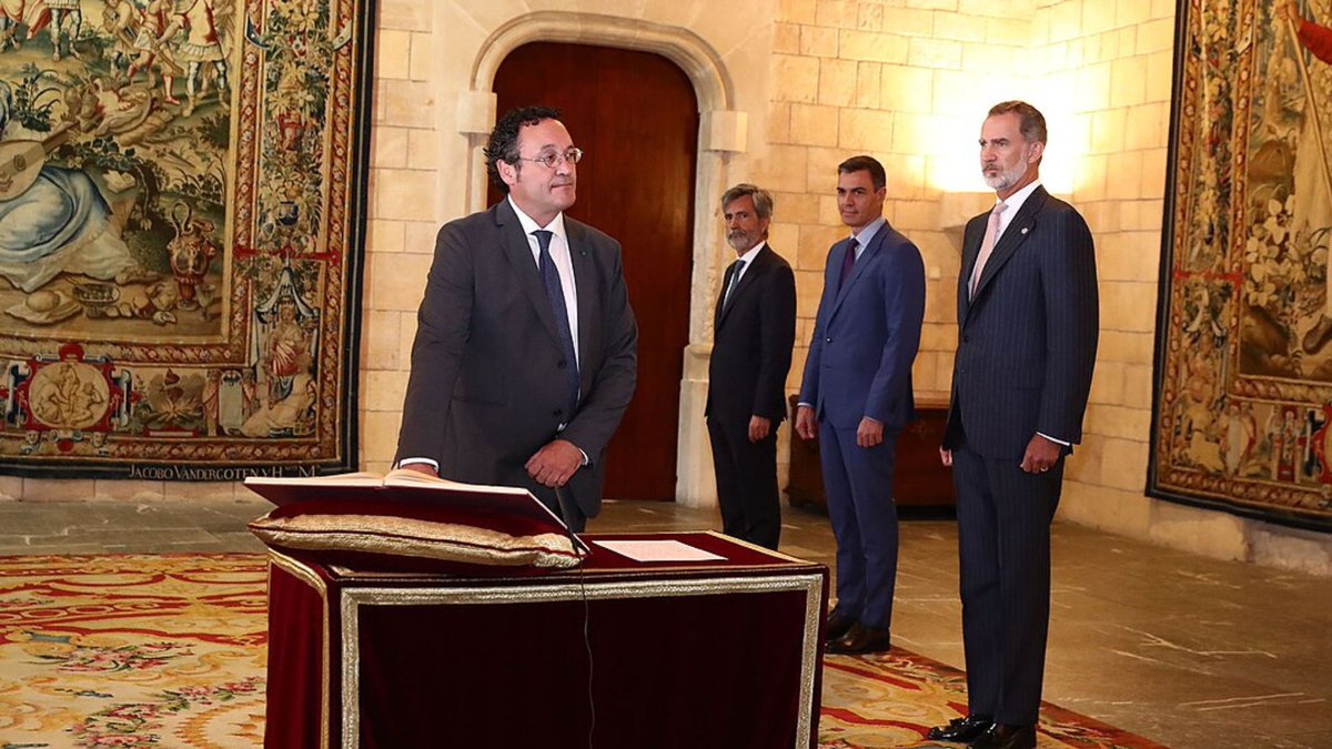 🚨 ¿En qué momento una institución clave para el Estado de derecho pasó de garantizar legalidad e imparcialidad a convertirse en una trinchera política? 

Te contamos más sobre nuestro último #editorial, «La Fiscalía General del Estado como campo de batalla política».

Abrimos 🧵