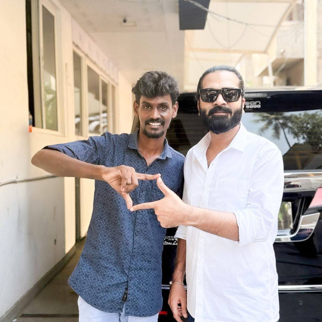 15 வருட மன்றப் பணியில், அன்று முதல் இன்று வரை என் நிழலாகவே தொடரும் என் அன்புத் தம்பி 🫂<a href="/simbu_sathish5/">Simbu Sathish</a> ற்கு இனிய பிறந்தநாள் வாழ்த்துக்கள்!
<a href="/AllIndiaSTRfc/">அகில இந்திய SilambarasanTR தலைமை</a> <a href="/ThiruvalurSTRFC/">திருவள்ளுர் தெற்கு மாவட்ட SilambarasanTR தலைமை</a>
#SilambarasanTR 🫂