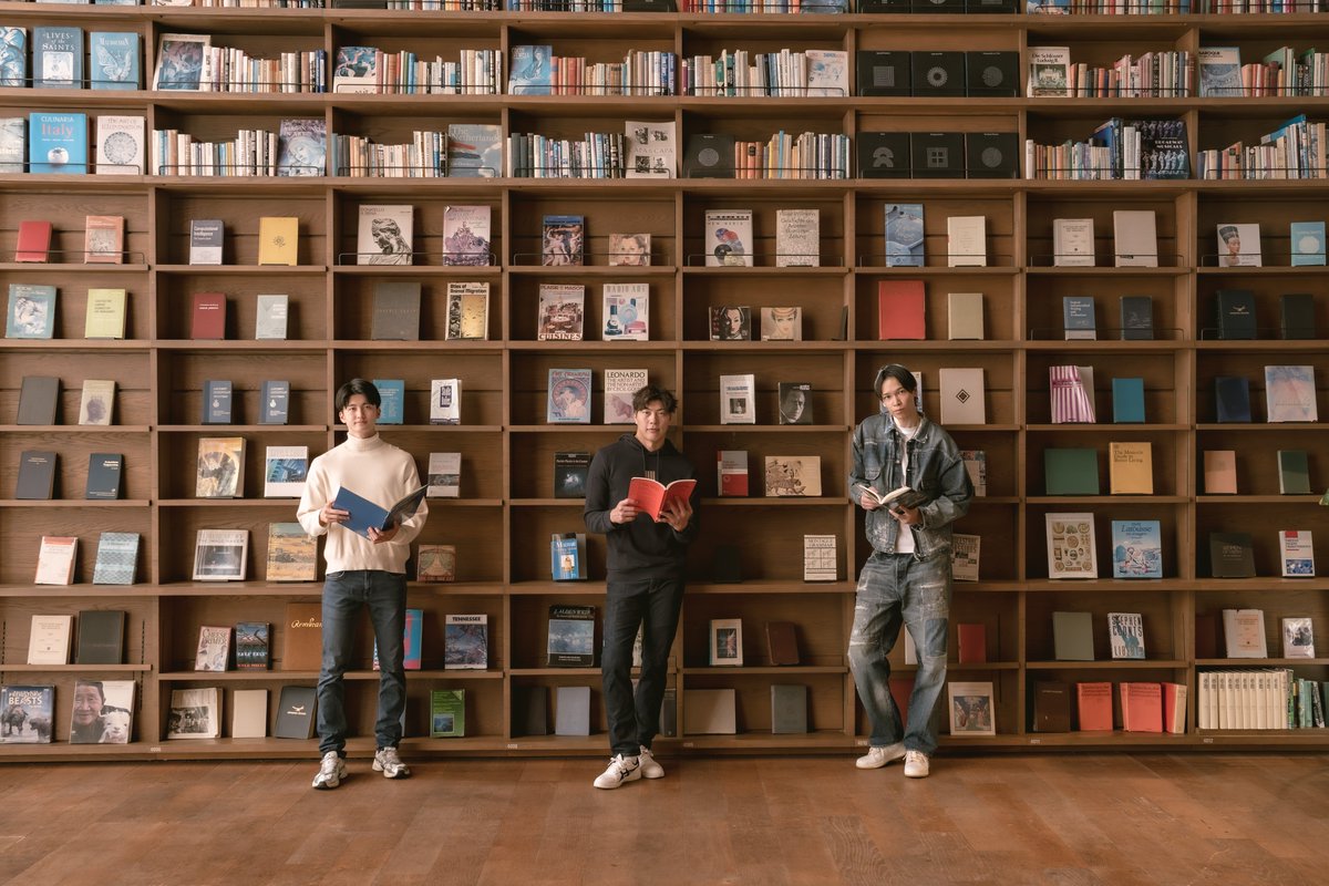 本日は最終日です。

最後までお付き合いいただき、ありがとうございました。
お楽しみいただけましたら幸いです。

これからも枚方T-SITEは、大阪ブルテオンを全力で応援してまいります！

#読書月間毎日お届け大阪ブルテオン
#読書月間
#大阪ブルテオン