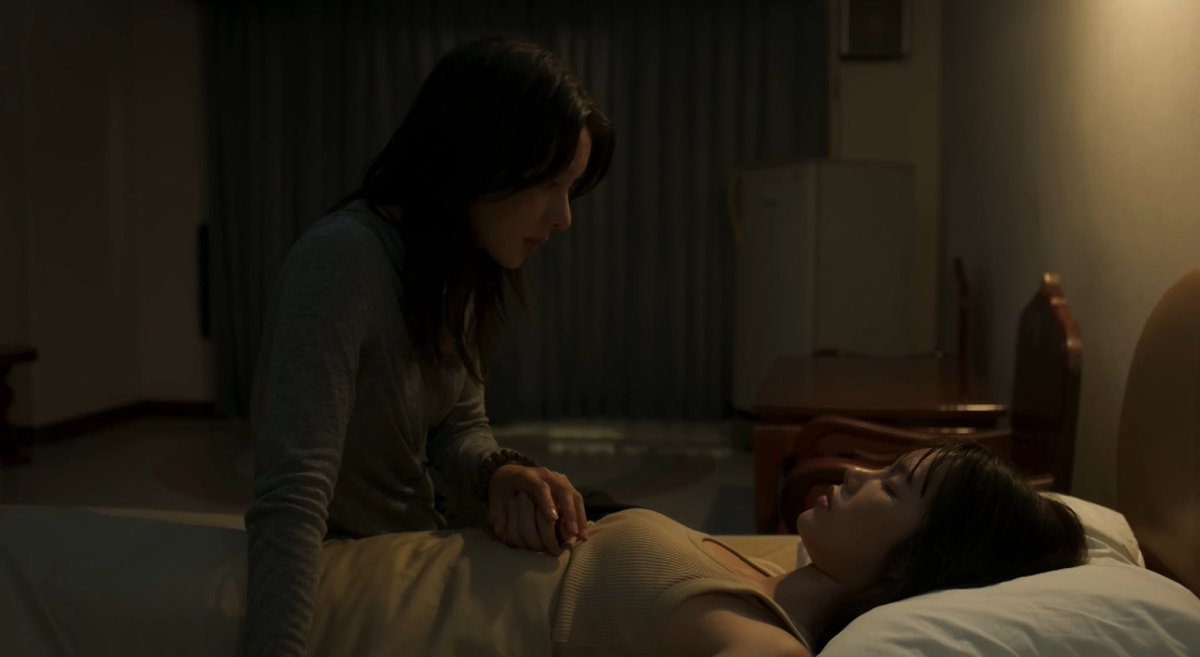 #RunawayTheSeries EP4 is out on YouTube

 #หนีไปก็ตายเปล่าEP4 #PlaifahMiusic