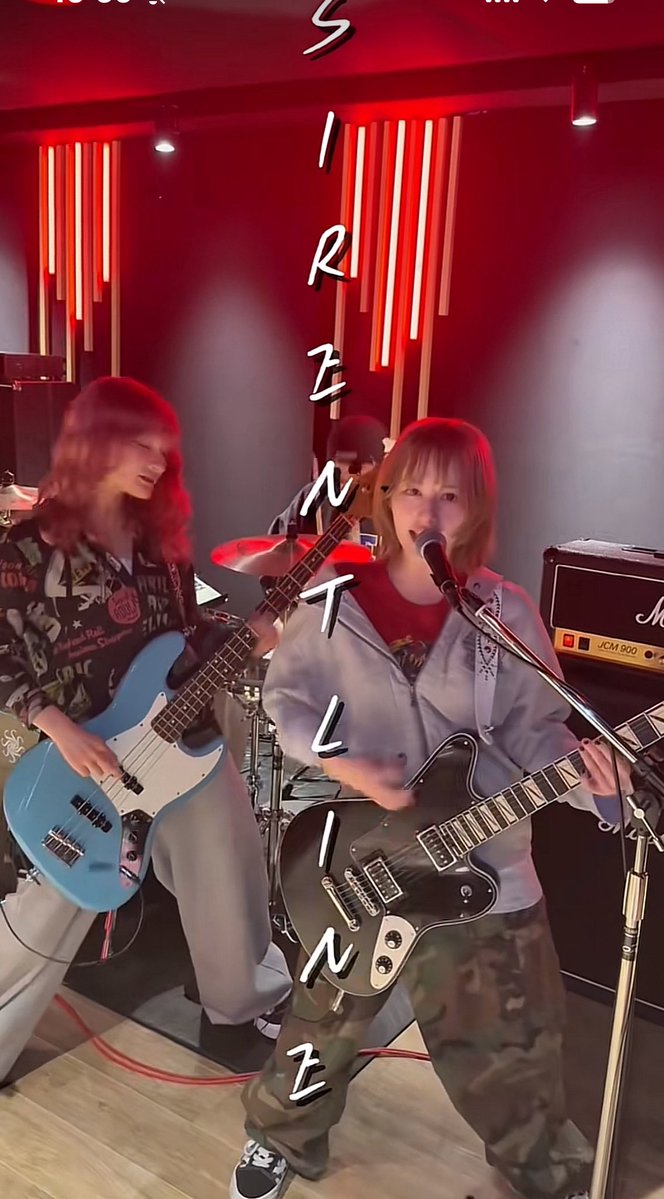 korokoro930's tweet image. 💥💥新生姉妹💥💥
ミクスチャーロックバンド💥
🔥🔥#STRAWDAY🔥🔥
 ❤️‍🔥❤️‍🔥#ストロデイ❤️‍🔥❤️‍🔥

サブスクでも聴ける曲🥴🤘
🔥🔥🔥SIRENT LINE🔥🔥🔥

TikTok🎥⬇️から😅
tiktok.com/@strawday_offi…

 ⬇️LIVE🎥タグ🏷️作りました
#STRAWDAYLIVE動画　7️⃣

ライブ参戦の
予習復習に是非🥴🤘

STRAWDAY情報まとめ⬇️