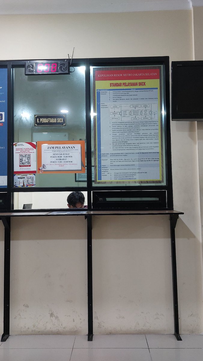 CgeelHaechanie's tweet image. Tadi pagi hbs melakukan adegan dewasa, buat SKCK

Alhamdulillah bngt proses pengajuan skck skrng dah jauh lbh canggih.. Literally cmn isi online di appsnya, dtng ambil no. antrian, ngasih ktp, &amp;amp; jadi deeeh

Semoga rezeki ku buat dpt kerja jg selancar buat skck hari ini ya, aamiin