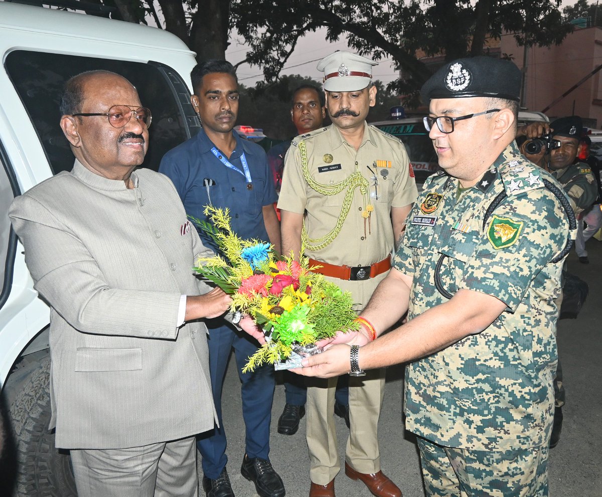 BSF_SOUTHBENGAL's tweet image. On 25 Nov 2025, Hon’ble Governor of West Bengal, Dr. C.V. Ananda Bose, visited BOP Atrosiya where he interacted with BSF personnel as well as addressed local villagers and briefed the media during his visit.
