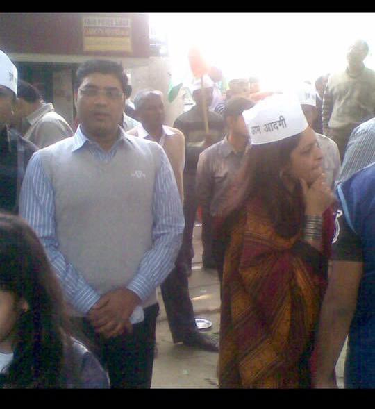 kaushalchd's tweet photo. 26-11-2012 इस ऐतिहासिक दिन का मैं भी साक्षी था जब चंडीगढ़ से दिल्ली गया था ! आम आदमी पार्टी के स्थापना दिवस पर सभी को बहुत-बहुत बधाई ! https://t.co/oCX1mBpWGe