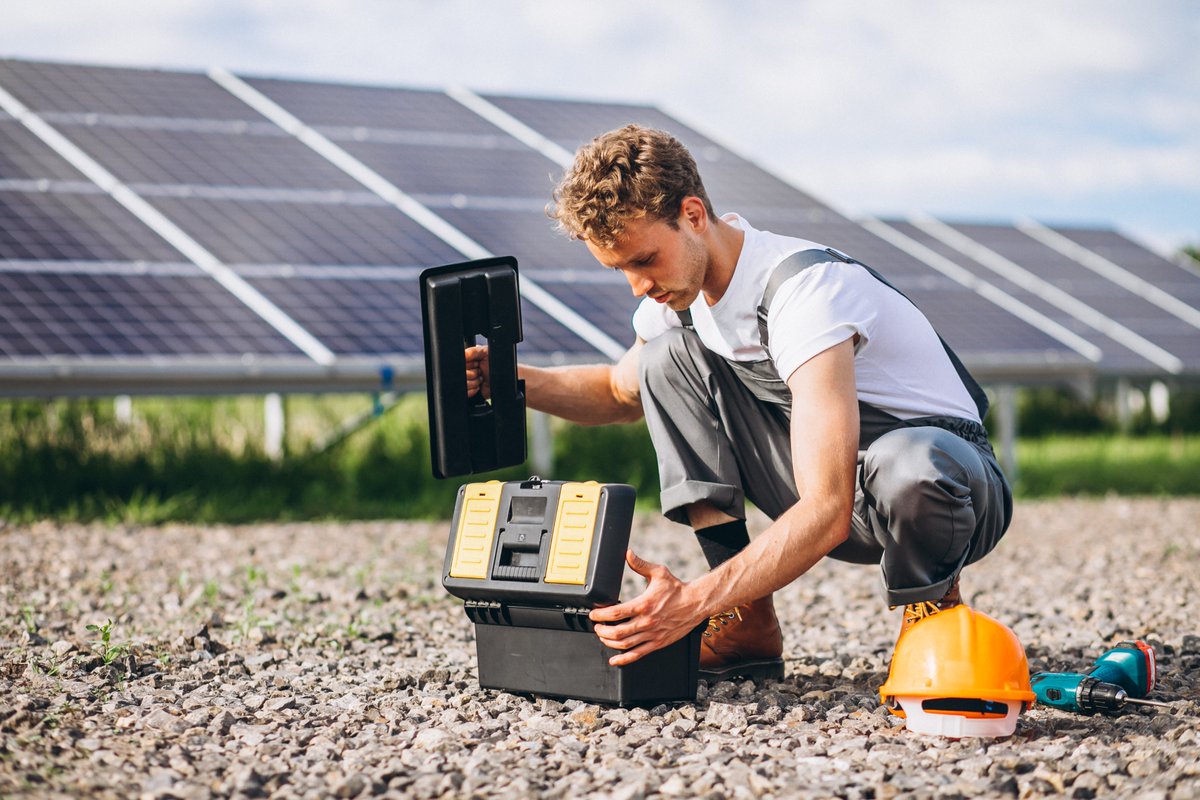 UNorthe78199's tweet image. Optimize your solar energy with Find It Tracking’s smart Solar Tracking technology. Maximize efficiency, reduce energy waste, and monitor your systems in real-time. Visit Now: findittracking.com

#SolarTracking #RenewableEnergy #FindItTracking #SmartEnergy #CleanTech