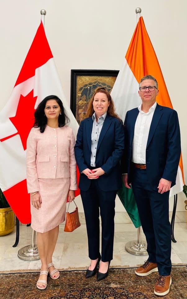 Québec in India tweet media