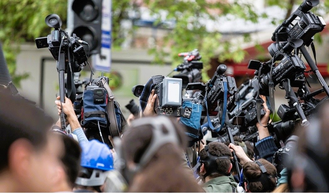 HonduPrensaCom's tweet image. Conadeh exige respeto absoluto a la libertad de expresión en comicios del 30N 🗳️📰
🔗HonduPrensa.com
#Honduras #Conadeh #LibertadDeExpresión #Elecciones2025 #30N