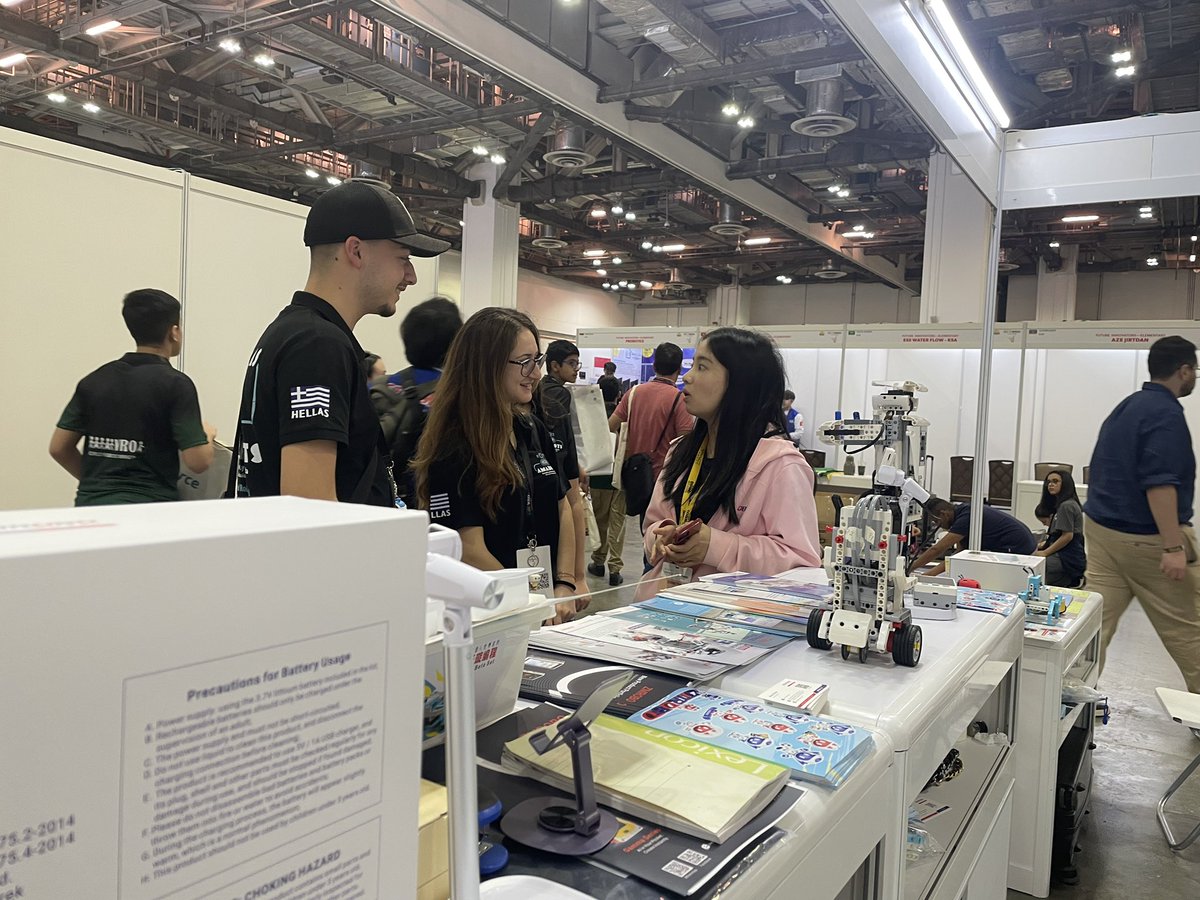 zmrobot's tweet image. Hi there, WRO 2025  Singapore 
#WRO #robot #competition #Education