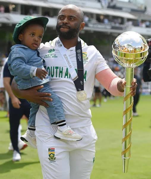 RoshanKrRaii's tweet image. They called him Bauna

He clean swept them 2-0.

Lord Temba Bavuma. 

#INDvSA