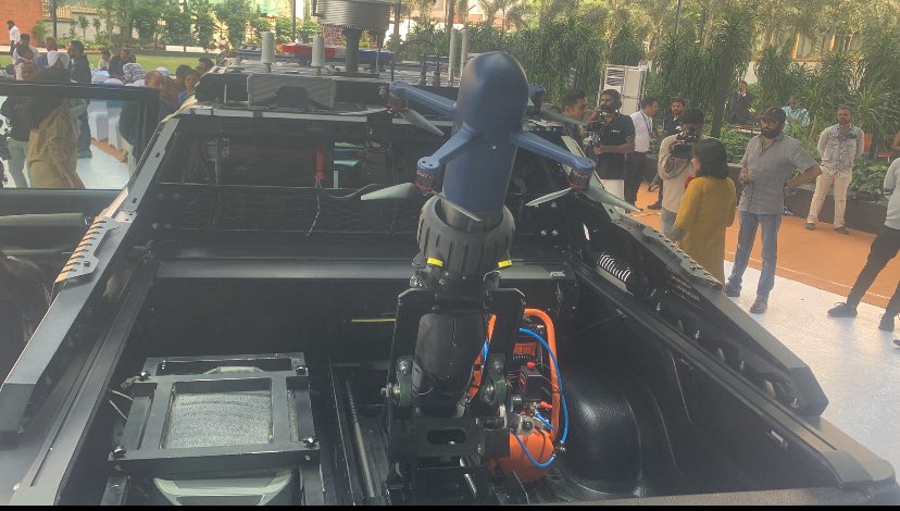 mohamme43370656's tweet image. Unveiled and already operational with Punjab Police &amp;amp; BSF, this AI-powered Counter Drone System works offline with advanced onboard processing. No shutdown needed during ops—unlike others. Stay tuned!
#CounterD #AItechnology #HomelandSecurity #MakeInIndia #BSF @IndrajaalCUAS