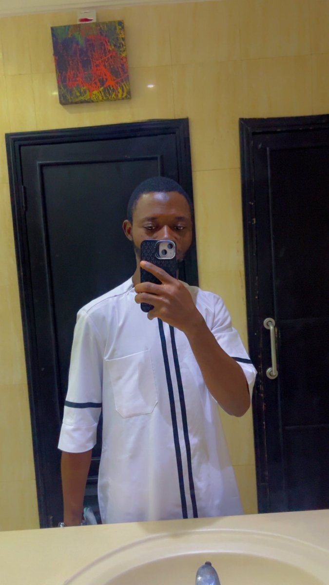 SrcWebDeveloper's tweet image. Hi 👋,

I’m Source I’m a web developer and you?