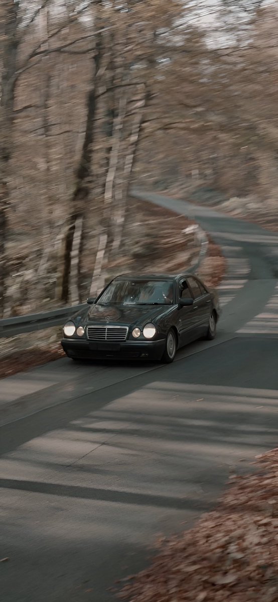 sanjin_segan_'s tweet image. #eclass #mercedes #W210