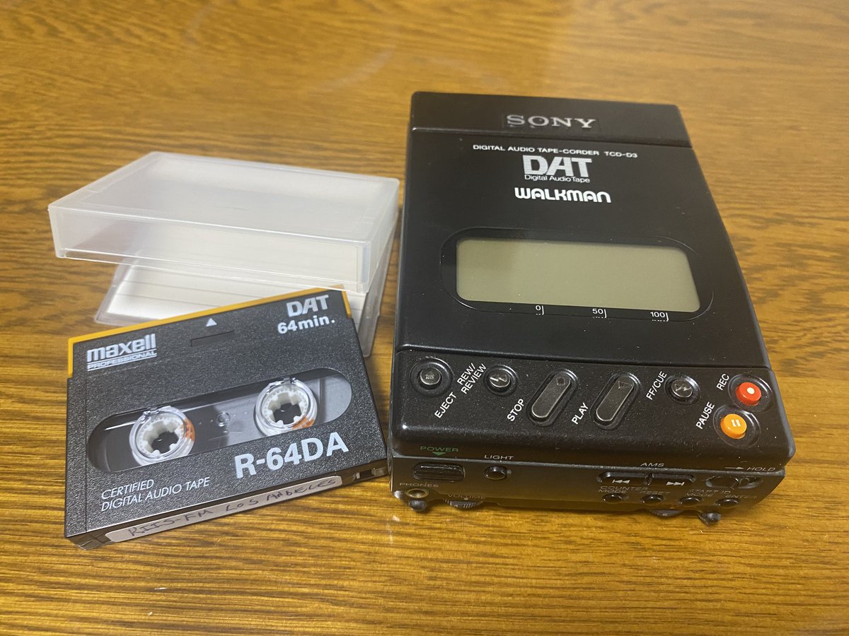 nigeldesbarres's tweet image. 久しぶりに眠っていた #DAT  #WALKMAN を動かしてみた！最高の音質に改めて感動🥹 #TCPD3
