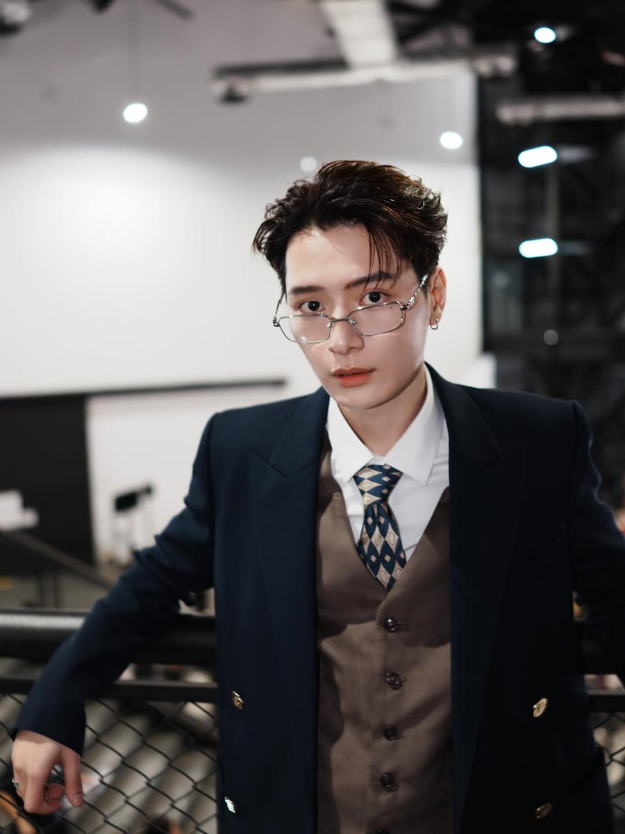 TrendUpdateKS's tweet image. IG update : kristtps 

instagram.com/p/DRgw1_ZEfuf/… 

KRISTSINGTO MAGIC VIBES 2026

#GMMTV2026
#ยูยู่ของคุณพี  #KristPerawat