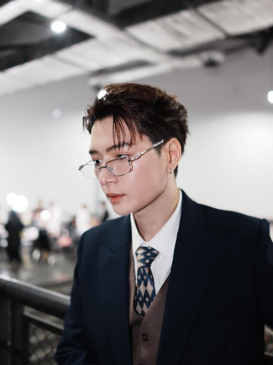 TrendUpdateKS's tweet image. IG update : kristtps 

instagram.com/p/DRgw1_ZEfuf/… 

KRISTSINGTO MAGIC VIBES 2026

#GMMTV2026
#ยูยู่ของคุณพี  #KristPerawat