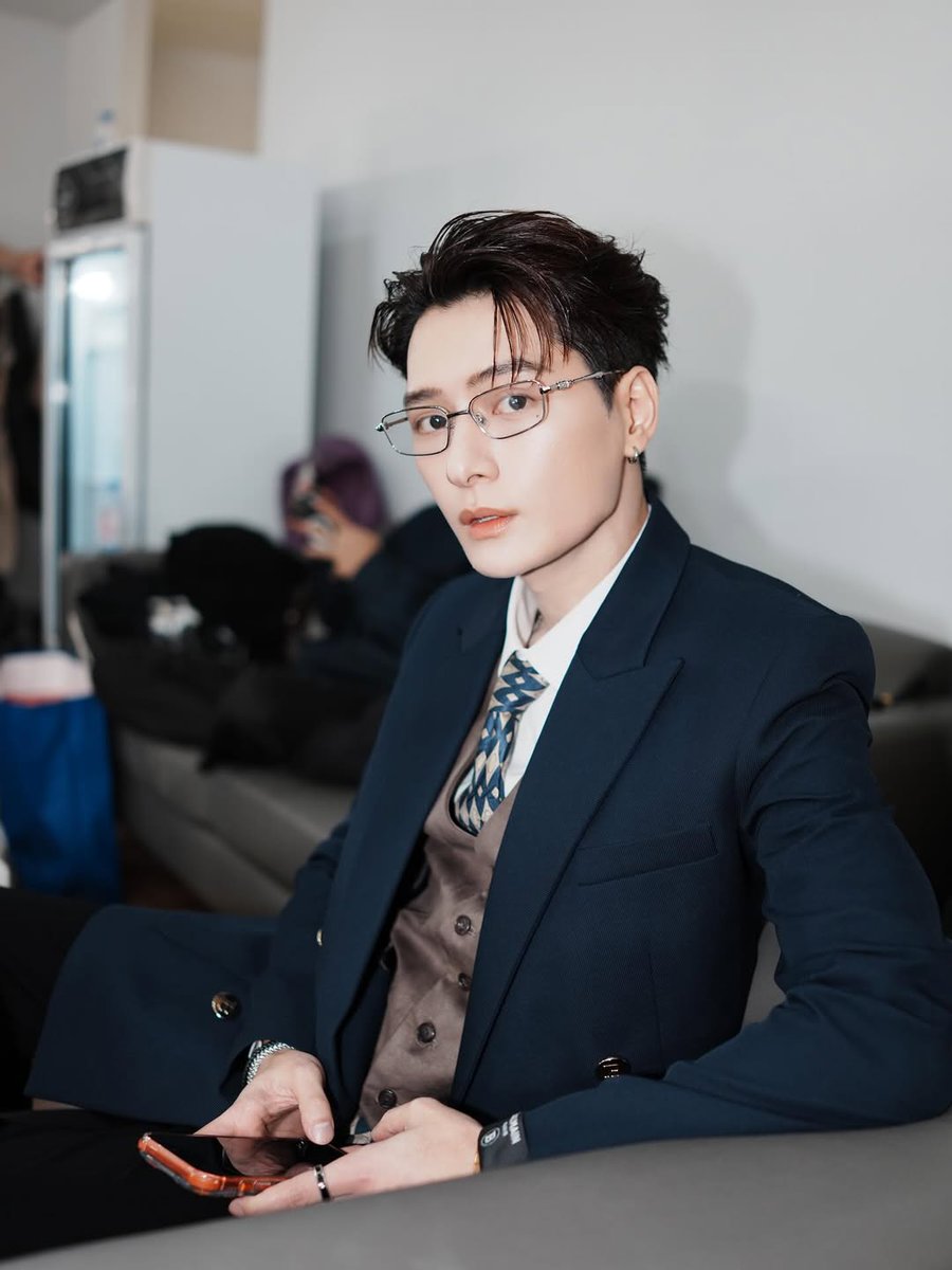 TrendUpdateKS's tweet image. IG update : kristtps 

instagram.com/p/DRgw1_ZEfuf/… 

KRISTSINGTO MAGIC VIBES 2026

#GMMTV2026
#ยูยู่ของคุณพี  #KristPerawat