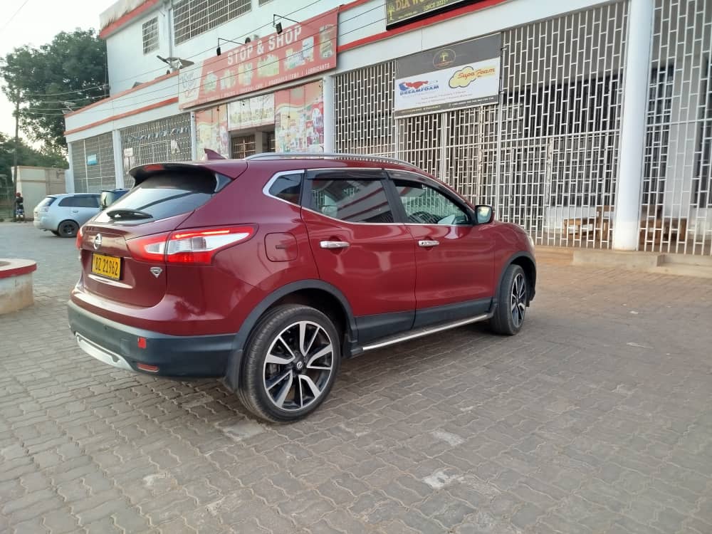 JrzMw's tweet image. Nissan Qashqai
2017 model
53,000 kms
Automatic transmission 
Apple car play and Android car radio
Sun roof
Heated seats 
Mug rims 
New tyres and spare tyre 
MKW 54 million negotiable 
0998055276
Lilongwe