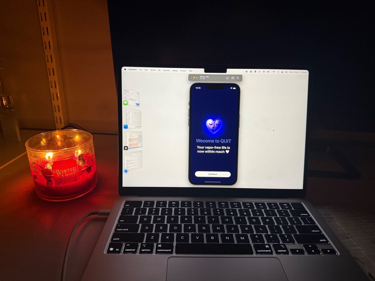 SofiaMarin5555's tweet image. 2AM. 

just submitted my first app to the App Store. 

life is good.