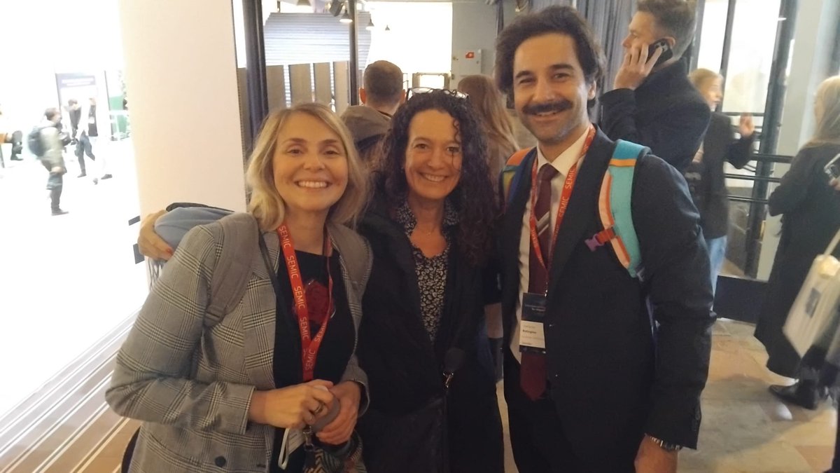 InteroperableEU's tweet image. Hello to you again from Copenhagen! Day 2 of #SEMIC2025 is about to kick off and people are taking their seats!

Click on the live stream below and witness the start of the main conference “#InteroperabilityForImpact” in a few minutes. 
 
👉 link.europa.eu/cXTMKm