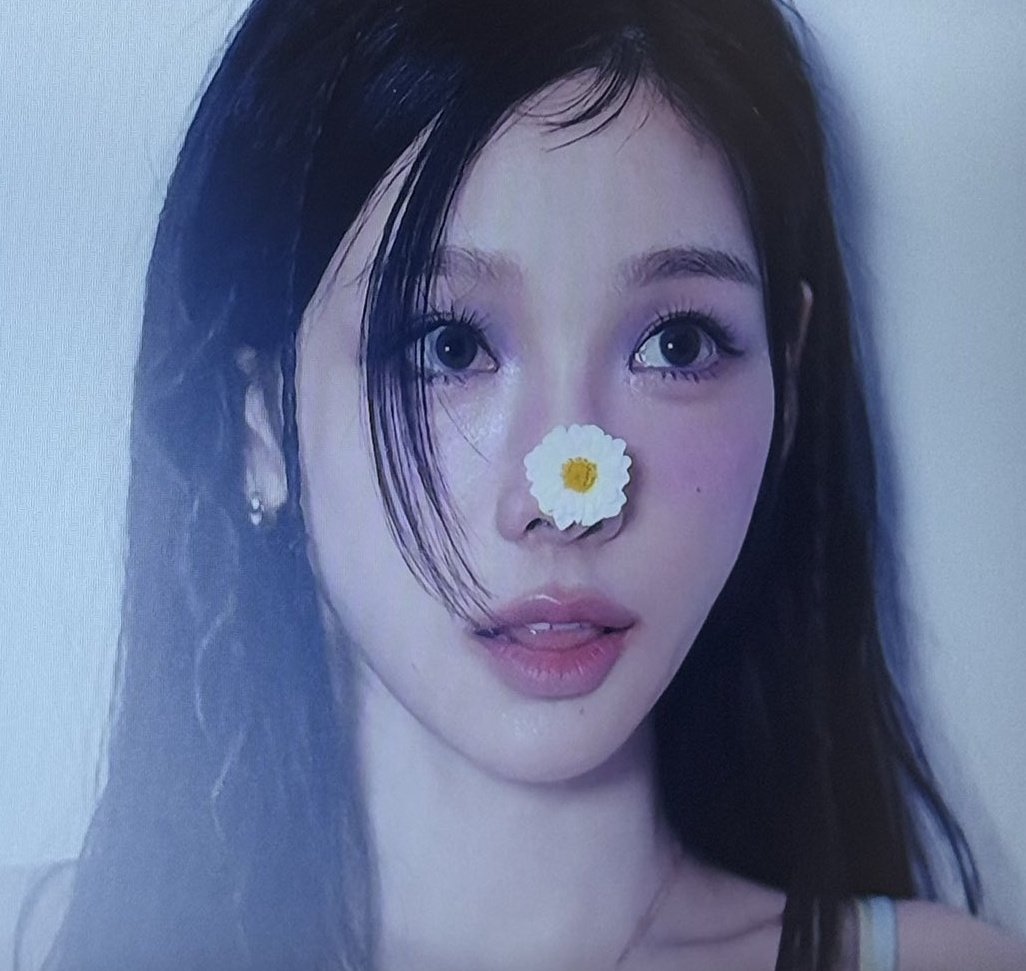 ktysource's tweet image. taeyeon is sooooo CUTE