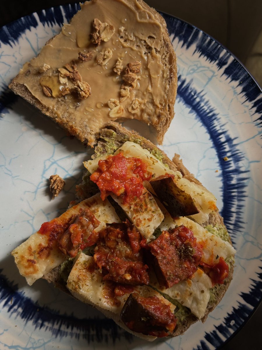 fafafaOctober's tweet image. الفطور اللي فكرت فيه قبل انام