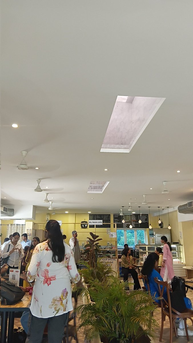 thamodharran's tweet image. Visited the Museum Café today after seeing @RKRadhakrishn sir’s video — a beautiful space with warm people, a great vibe, and affordable prices. This initiative for people with disabilities must continue; it helps them build a better livelihood. @CMOTamilnadu @Udhaystalin