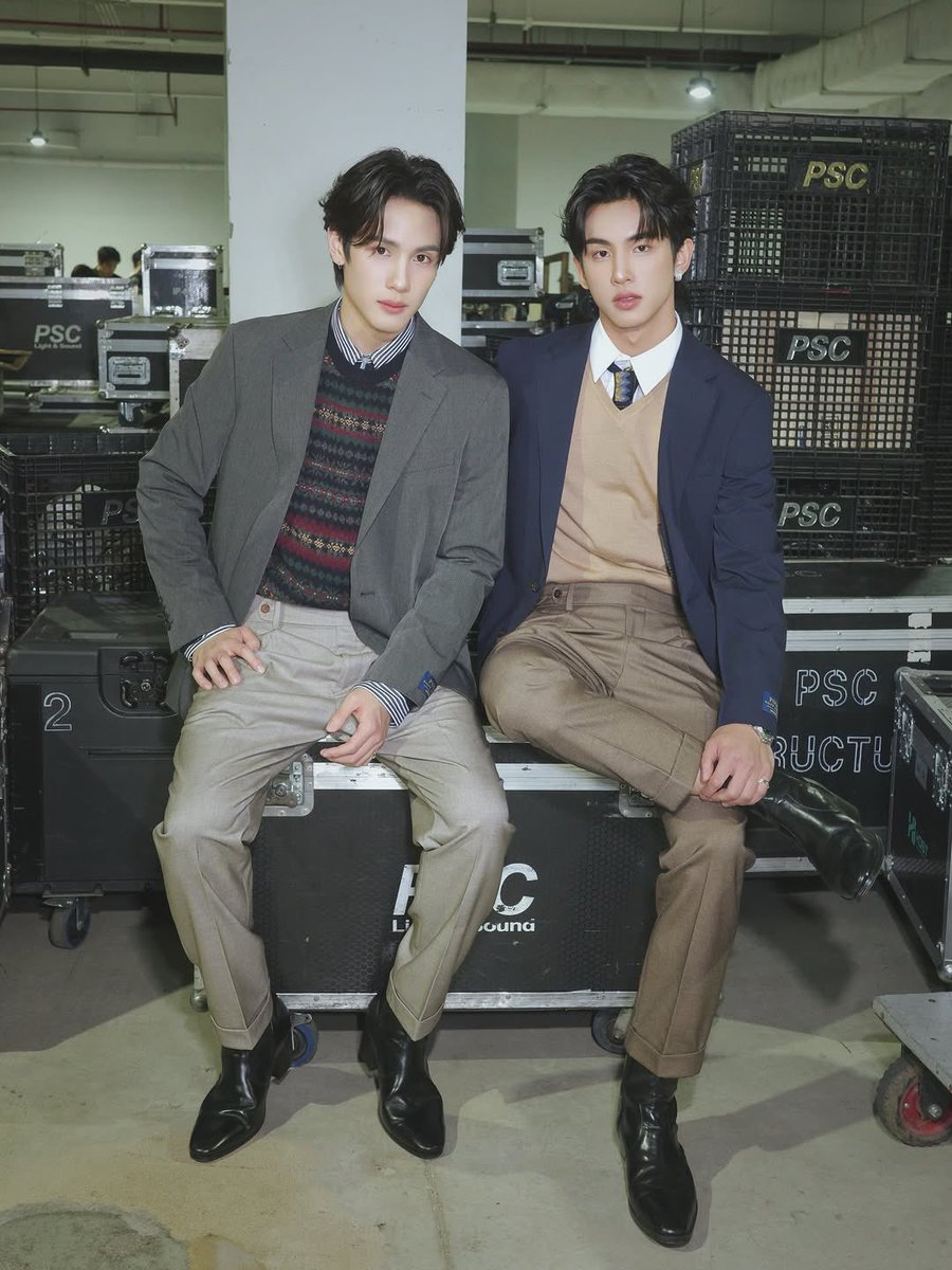 SurfJavaItaly's tweet image. 📆: 26.11.25

IG — boombumby 

@swensurf @javabh28 
#1YearWithSurfJava
#surfjava #swensurf #javabh