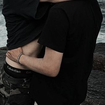 EnchantMyDemons's tweet photo. I love everything about you. Every /single/ thing about you. https://t.co/O4TlyIWeRS