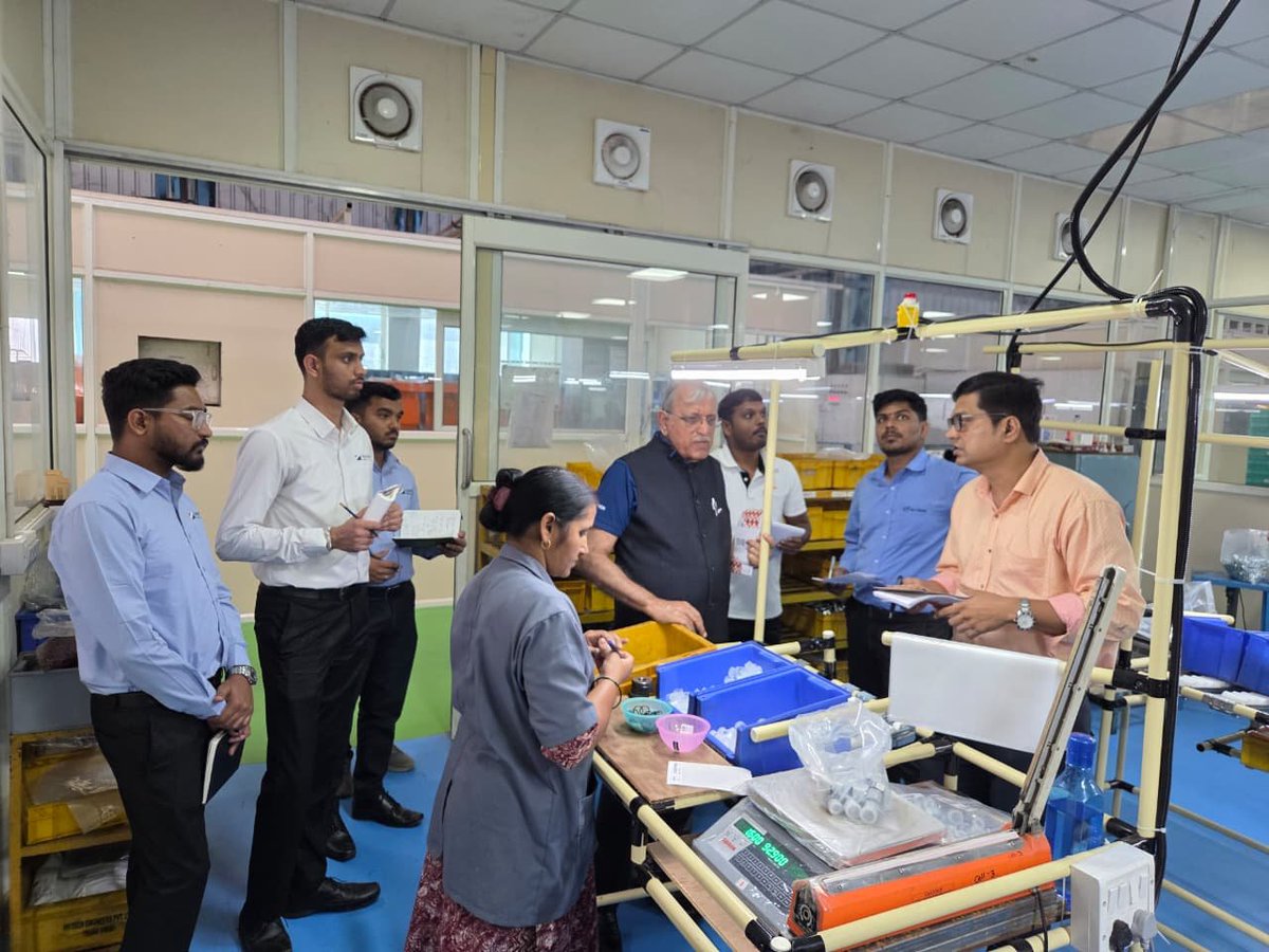 KaizenInstSA's tweet image. Smart workstation design enables true One-Piece Flow.

Our new modular setup and recent Gemba insights are helping streamline flow and improve operator convenience—another step toward operational excellence.

#Lean #OnePieceFlow #WorkstationDesign #Gemba #Kaizen #Opex