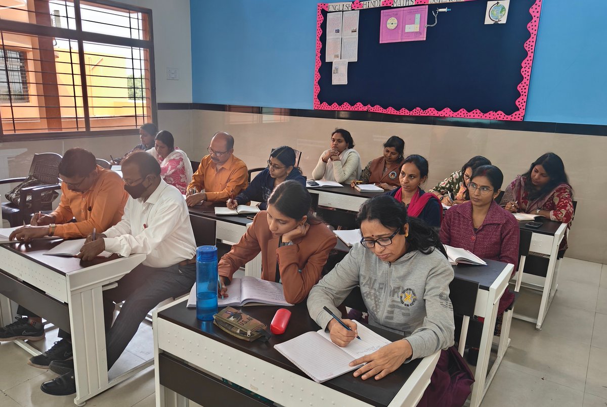 AI Integration Workshop for Teachers – Genesis Public School, Kumhari, Raipur

AI Ready School successfully conducted an in-depth AI Integration Workshop for the educators of Genesis Public School, Kumhari, Raipur, on 25th November 2025. This session empowered teachers with