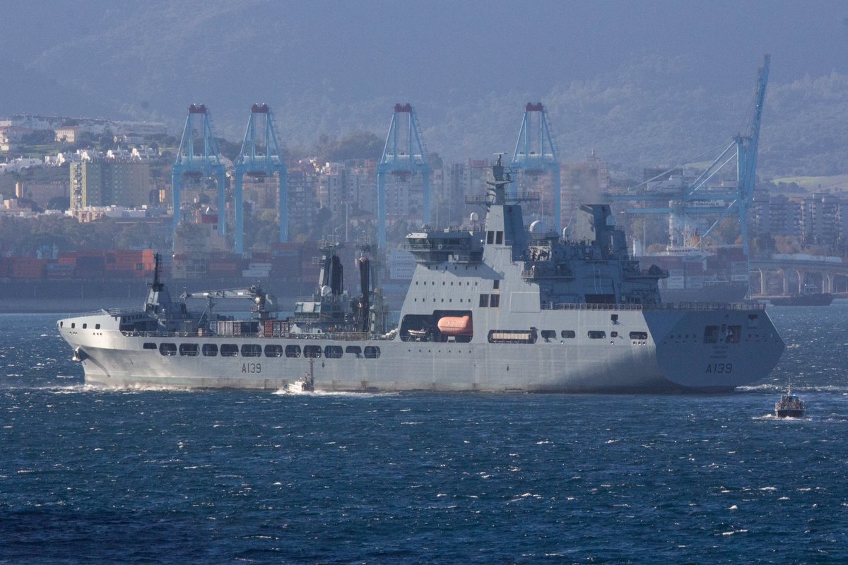 RFA Tideforce sailed from Gibraltar yesterday - heading into the Atlantic.

Escorted by HMS Dagger.

(Src: <a href="/key2med/">Michael J Sanchez</a>, <a href="/med_shipSpotter/">med_Shipspotter</a>)