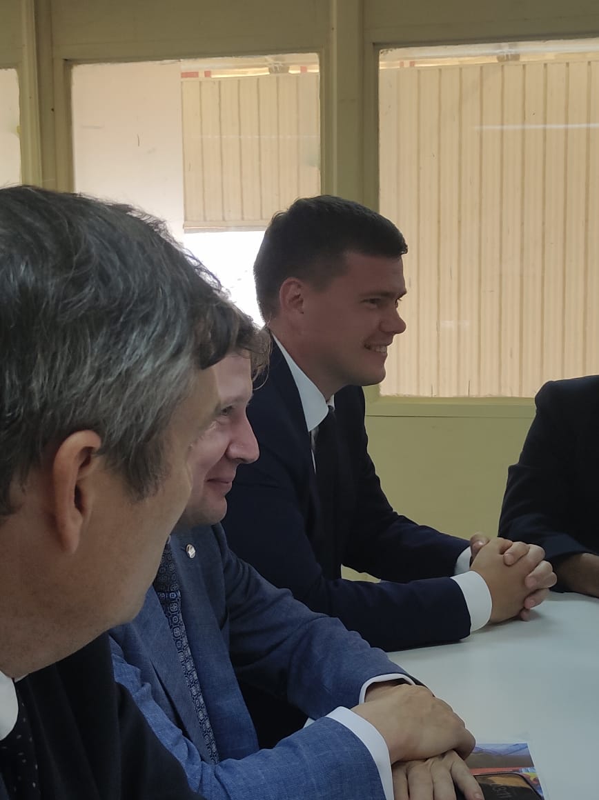 Guerrerotony161's tweet image. La visita de trabajo de Yuri Mutsenyuk, Viceministro del Ministerio de la Construccion, Vivienda y Servicios Públicos de Rusia junto a Anton Glushkov, presidente de NOSTROY, en el marco de #FIHAV da un fuerte impulso a las relaciones y los negocios del sector de la construcción.