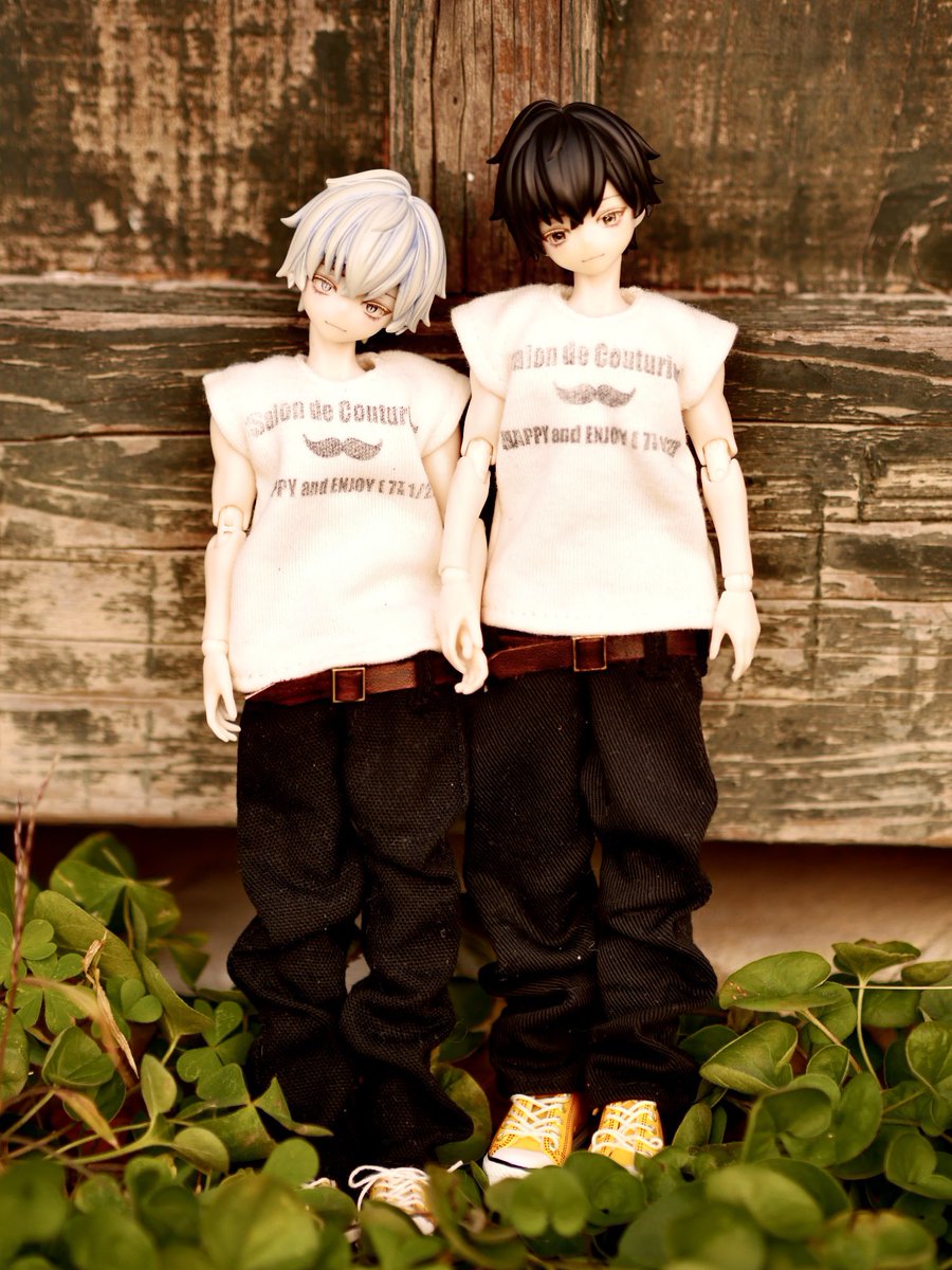 nanccnancc's tweet photo. シチリアの追憶の双子ちゃん仲良しお揃いシャツ♡

シャツ型紙　まつん様@DestroyerA34315 四角く切ったらすぐ縫える！シチリアサイズ超簡単シャツｱﾘｶﾞﾄｳｺﾞｻﾞｲﾏｽｱﾘｶﾞﾄｳｺﾞｻﾞｲﾏｽ
とっても可愛いね🫶
#エデンアイ ←左の子　
ヘアパーツ@mito_doll22 様 https://t.co/xA9vVPG2Gh