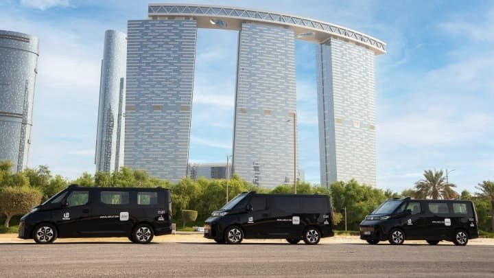 ftr_investors's tweet photo. $UBER Uber launches fully driverless robotaxis in Abu Dhabi, partnering with China’s WeRide — marking the first autonomous taxi service in the Middle East. Uber already operates robotaxis in Phoenix, Austin and Atlanta via Waymo. 🚕🤖 https://t.co/zrAFyoTDjV
