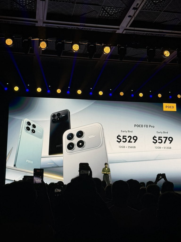 ZONEofTECH's tweet image. Just $529 for the #POCOF8Pro 🤯

Competes directly with the S25+, which costs almost double!

#POCOF8Series #UltraPowerAscended