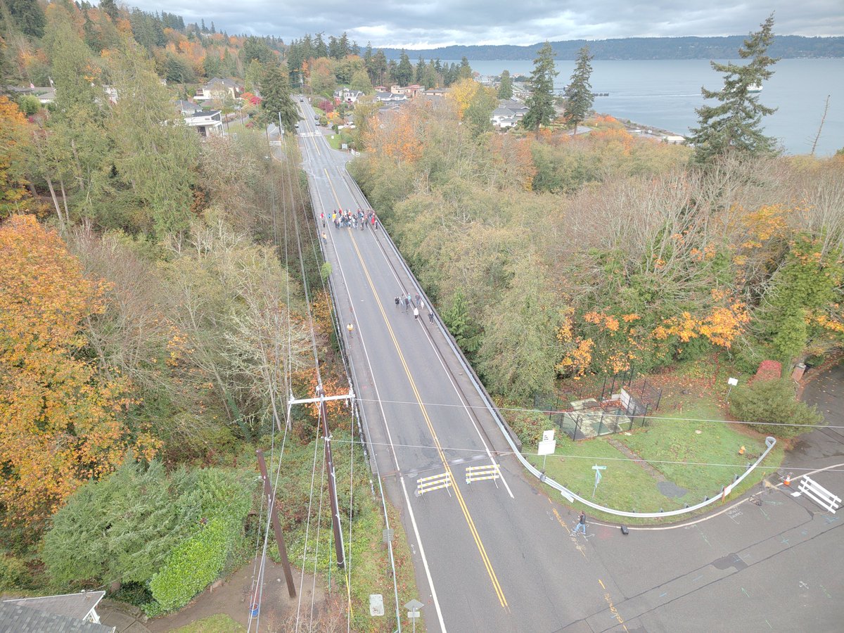 FinalUniqueName's tweet photo. @EverettHerald We're going to coordinate a parade once the bridge construction is complete. Can't wait to reconnect with our Old Town neighbors! https://t.co/yG1ecBR7YY