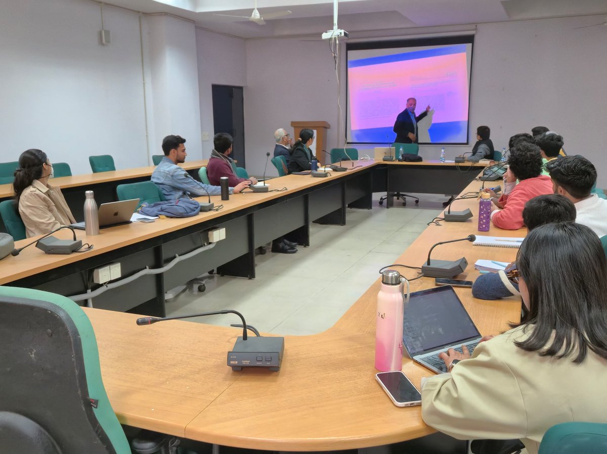 Chaired a very illuminating seminar today in <a href="/sisjnu_official/">School of International Studies</a> by Dr Amit Gupta, Senior Fellow, Forum of Federations, Ottawa on ‘India-US Relations under <a href="/realDonaldTrump/">Donald J. Trump</a>,’ organised by our CIPOD !!! <a href="/RRajagopalanJNU/">Rajesh Rajagopalan</a>