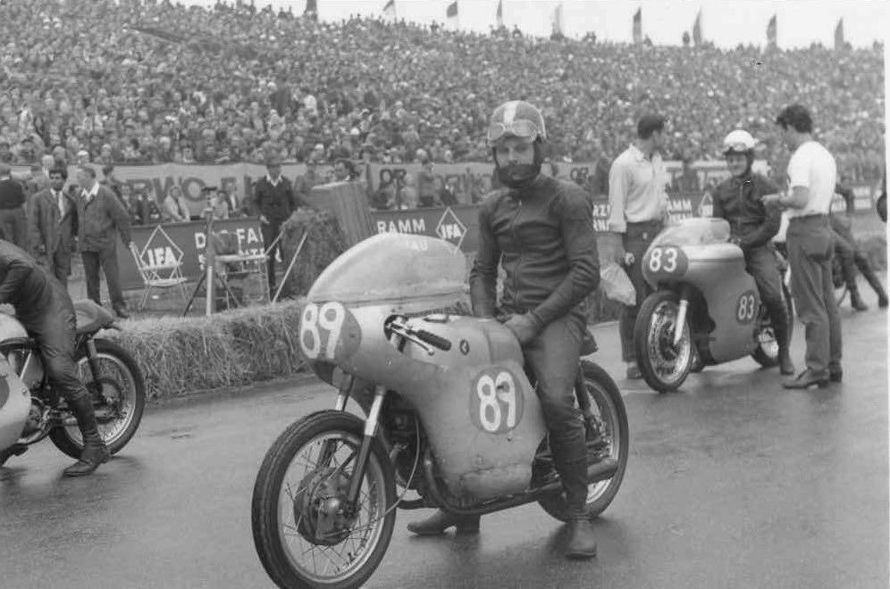 Beth Espey tweet media