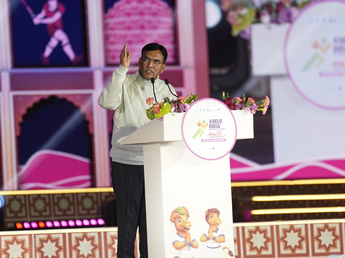 AmdavadOlympics's tweet image. A proud opening ceremony for the Khelo India University Games 2025, led by Hon’ble ministers and key dignitaries.  #PowerToPlay

Here’s to a celebration of culture, talent and the nation’s sporting spirit! 

#GSID #GujaratSportsInfrastructureDevelopment #India #Sports @kheloindia
