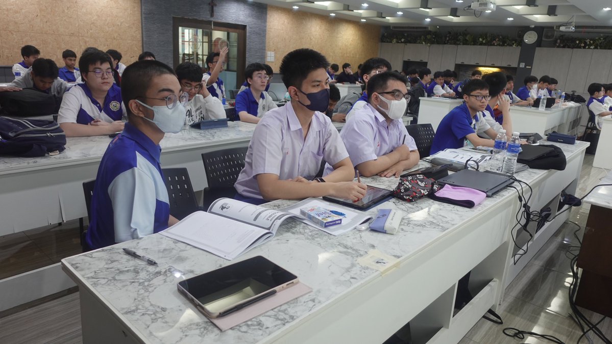 schoolsd's tweet image. 🤠ม.6 สายวิทยาศาสตร์และวิศวกรรมศาสตร์
อบรม A-Level คณิตศาสตร์

sd.ac.th/main2/?p=32831