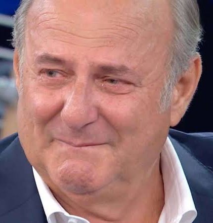 lequilibrista96's tweet image. &quot;Proteggiti da me live 2019&quot;