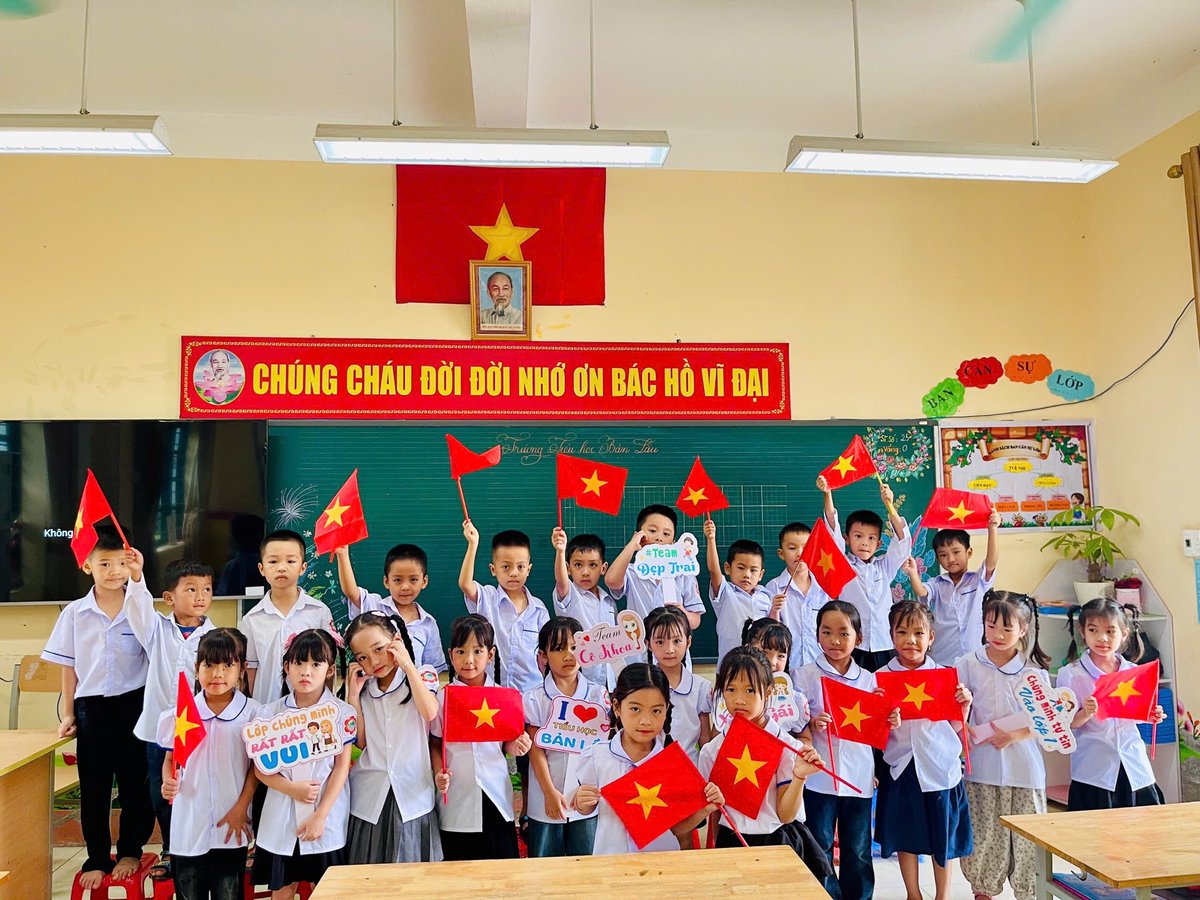 thanhura389's tweet image. Truyền thông quốc tế viết về phản ứng của Việt Nam trước trận lũ lụt lớn:🇻🇳🇻🇳

3/// nhớ đọc nha. 

▪️Reuters: Tốc độ phản ứng của Chính phủ Việt Nam là yếu tố quan trọng giúp giảm thiểu tác động của thảm họa, và sự phối hợp giữa các bộ và chính…