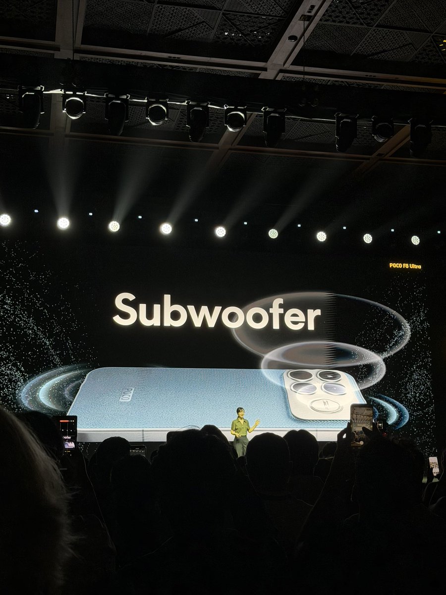 ZONEofTECH's tweet image. The #POCOF8Ultra is the world’s first phone with a subwoofer 👀, powered by @Bose. 

#POCOF8Ultra #POCOF8Series #UltraPowerAscended 

@pocouk @POCOGlobal