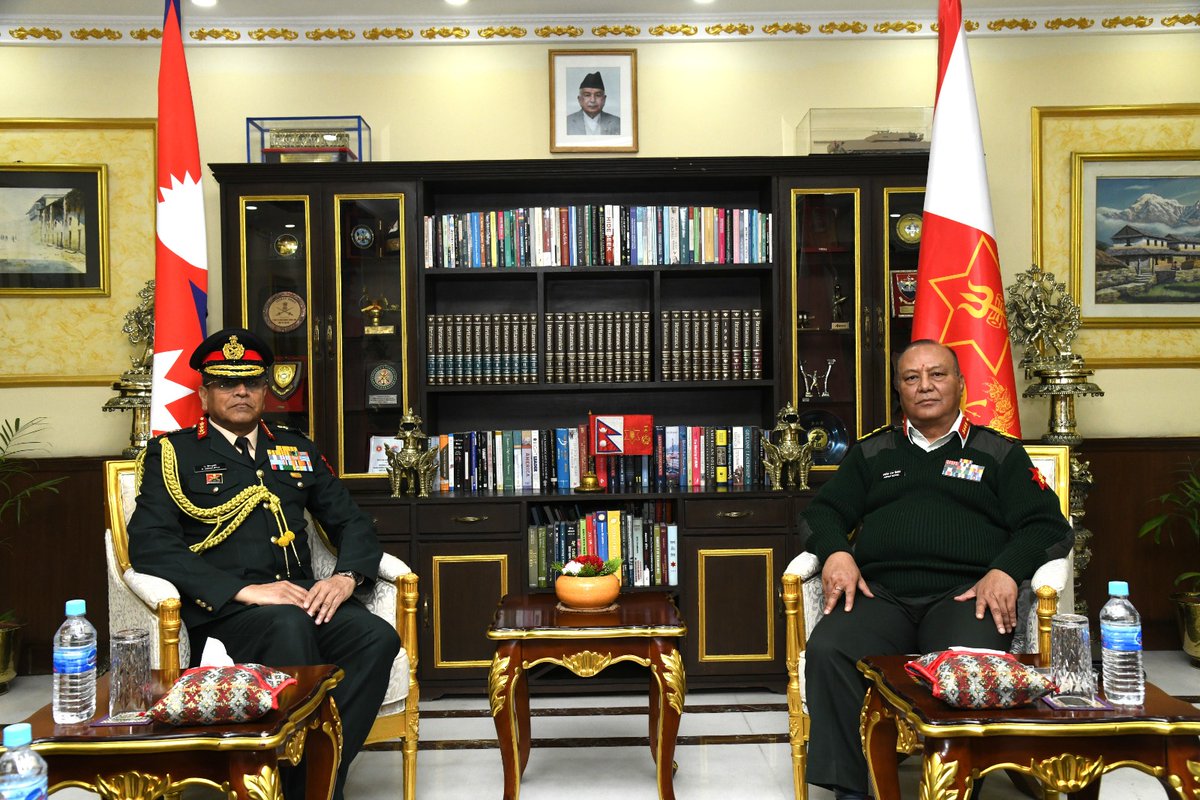 IndiaInNepal's tweet image. Lt Gen Anindya Sengupta, PVSM, UYSM, AVSM, YSM, GOC-in-C, Central Command, Indian Army called on Gen Ashok Raj Sigdel, COAS, NA &amp;amp; Hony Gen of Indian Army at the NA Headquarters, and discussed measures to further strengthen defence cooperation between India and Nepal.…