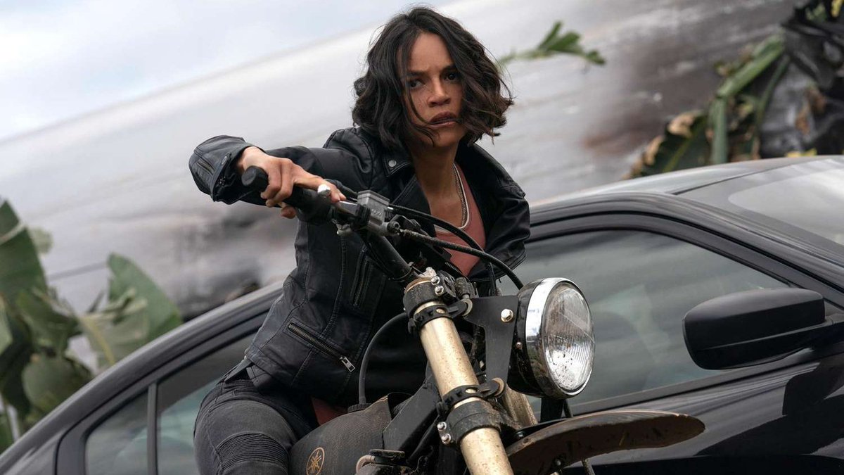 New894952815373's tweet image. Michelle Rodriguez just proved why she’s the real main character of Fast X: Letty doesn’t break the laws of physics—she humiliates them, then curb-stomps the villain for fun. Queen energy only
#fastandfurious #MichelleRodriguez #fastx